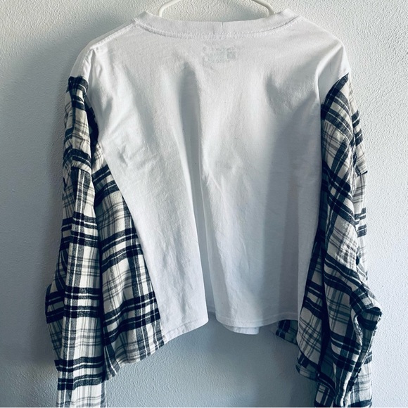 Carhartt Reworked Black Plaid White Long Sleeve Cropped Shirt - Picture 10 of 12